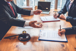 What Are the Advantages of a Contingency Fee?