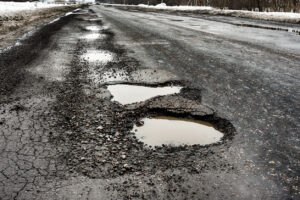 How Can Runion Personal Injury Lawyers Help If I Was Hurt Because of a Road Defect in Phoenix, AZ?